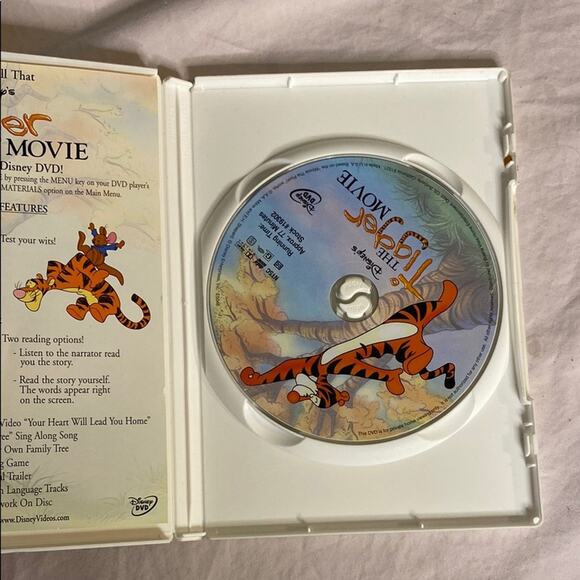 Disney The Tigger Movie DVD Classic Animated Family Adventure Pooh Pre-Owned - Picture 4 of 5